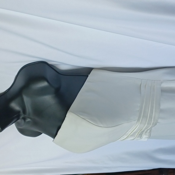 JJ’s House wedding dress, sz 12, ivory - Picture 3 of 7